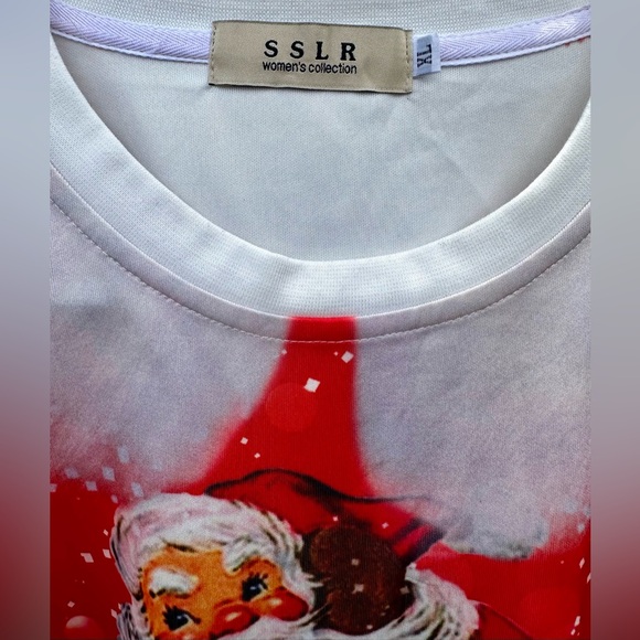 🎅🏽🎄‼️ Women’s SSLR XL Lightweight Santa Sweatshirt is so Fun!! MERRYCHRISTMAS… - Picture 7 of 9
